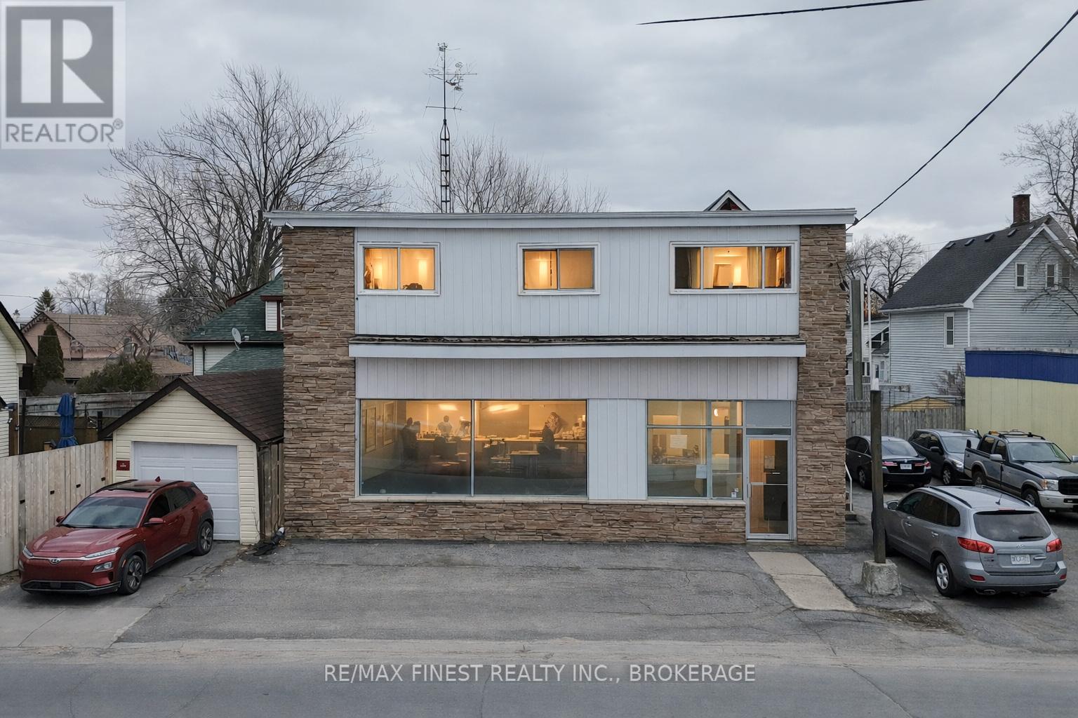 477 MACDONNELL STREET, Kingston, Ontario