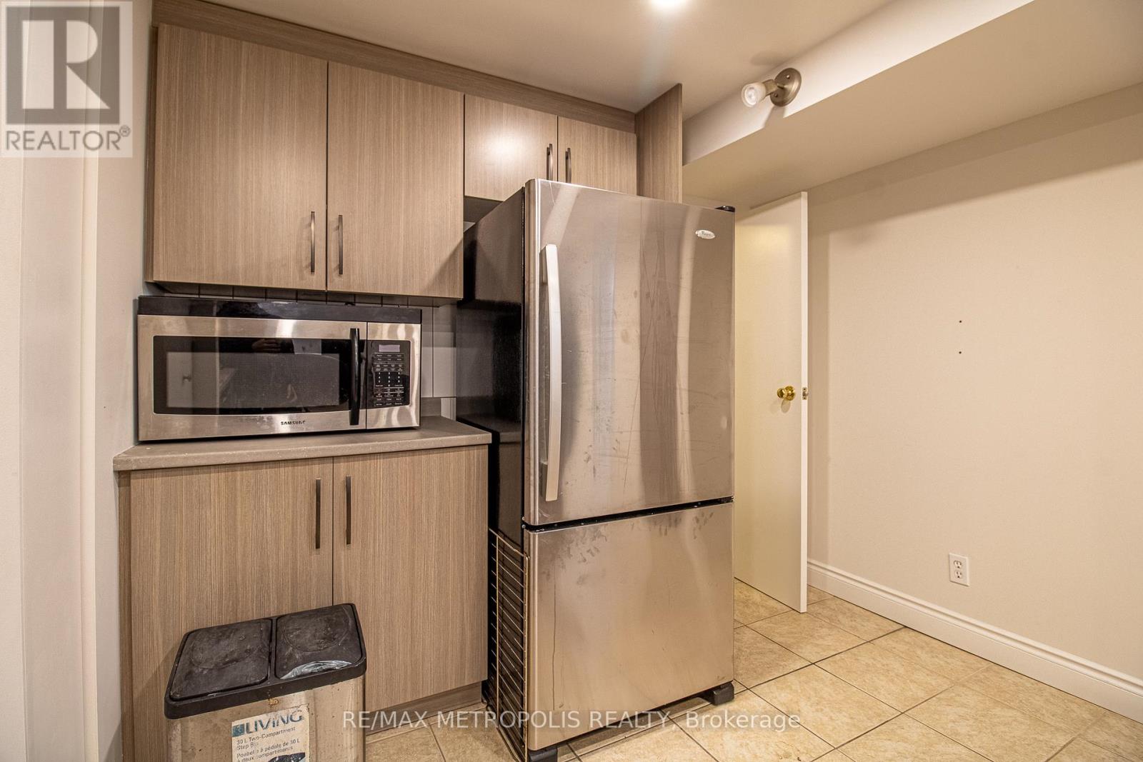 Bsmt - 507 Charnwood Court, Pickering, Ontario  L1V 4Y1 - Photo 12 - E12997858