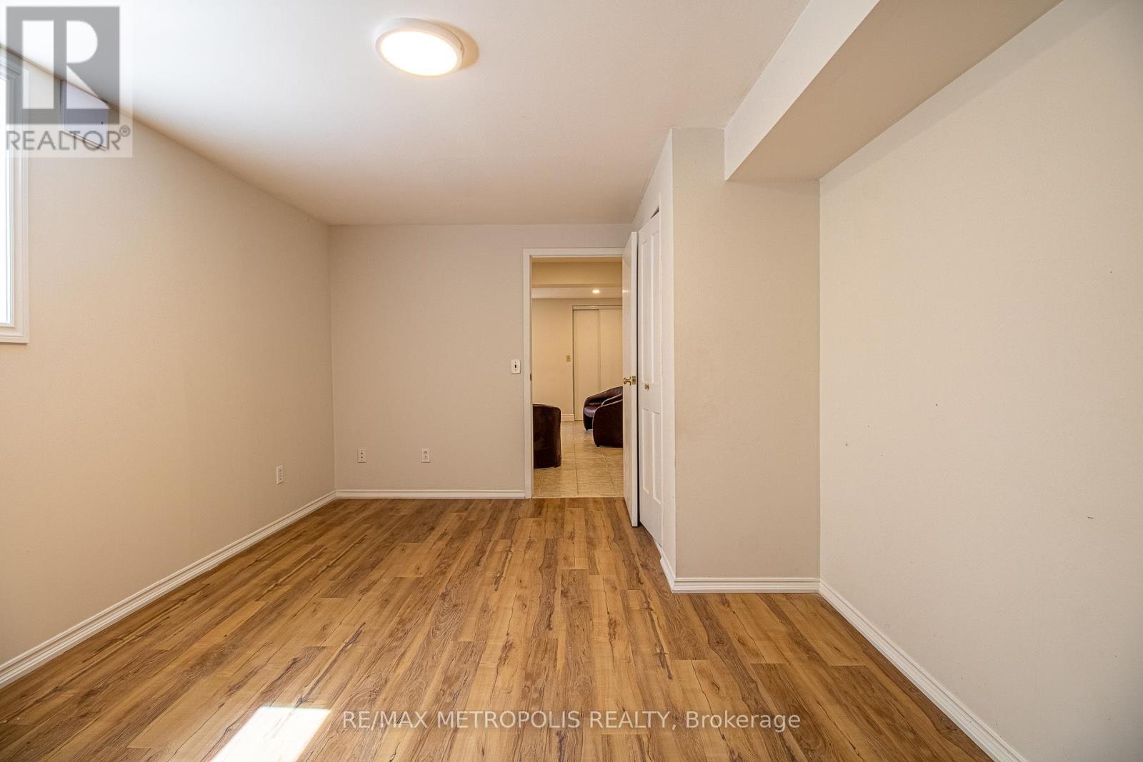 Bsmt - 507 Charnwood Court, Pickering, Ontario  L1V 4Y1 - Photo 17 - E12997858