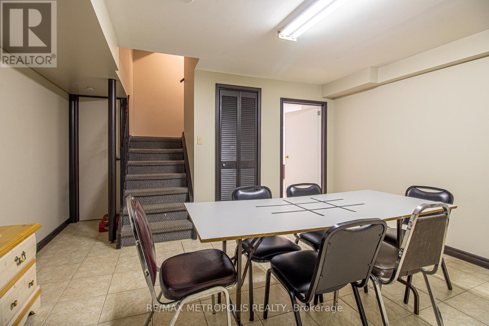 Bsmt - 507 Charnwood Court, Pickering, Ontario  L1V 4Y1 - Photo 23 - E12997858