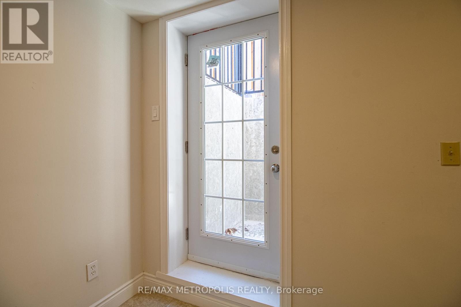 Bsmt - 507 Charnwood Court, Pickering, Ontario  L1V 4Y1 - Photo 26 - E12997858