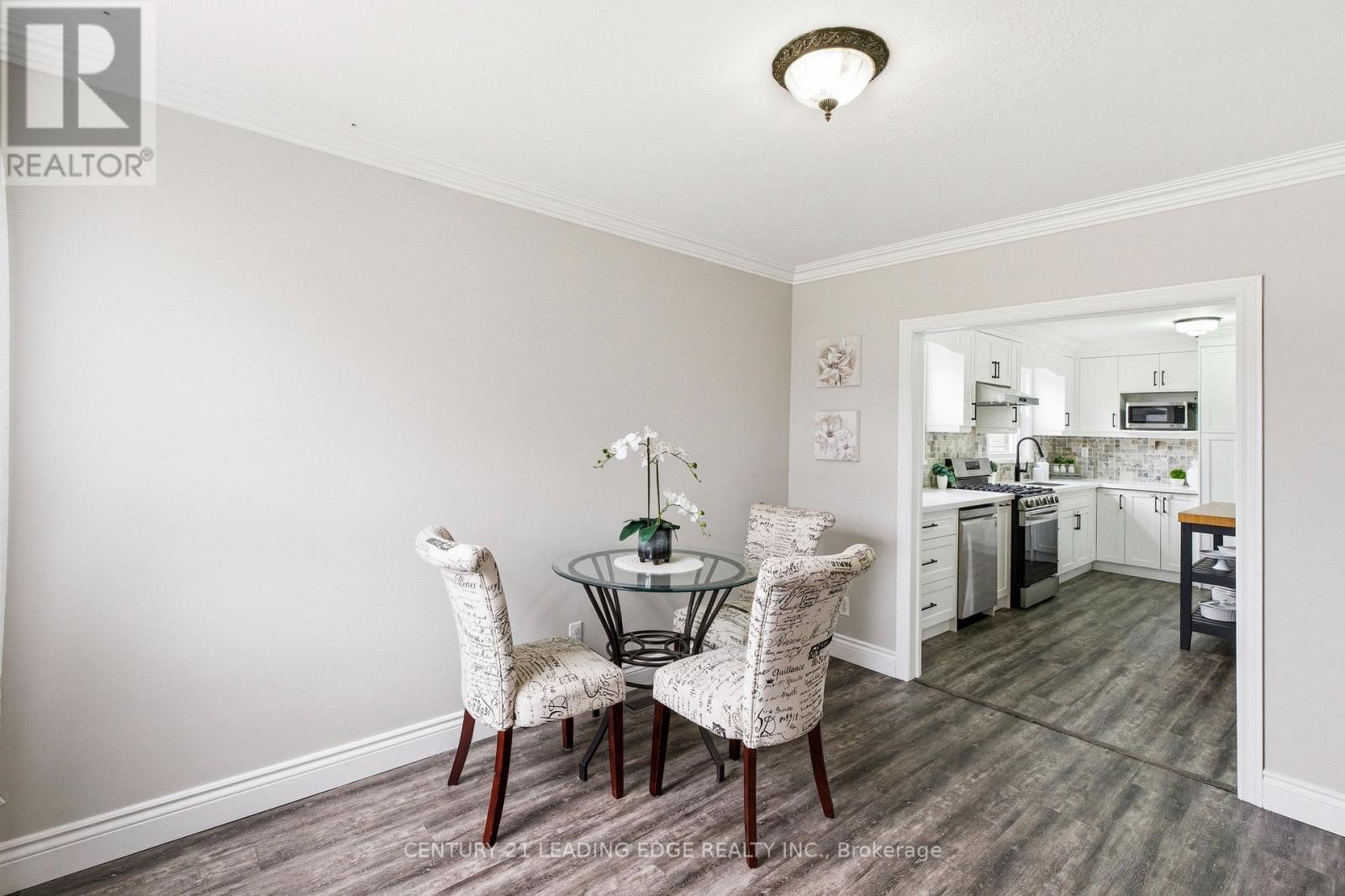 347 Nipigon Street, Oshawa, Ontario  L1J 4P1 - Photo 4 - E12997868