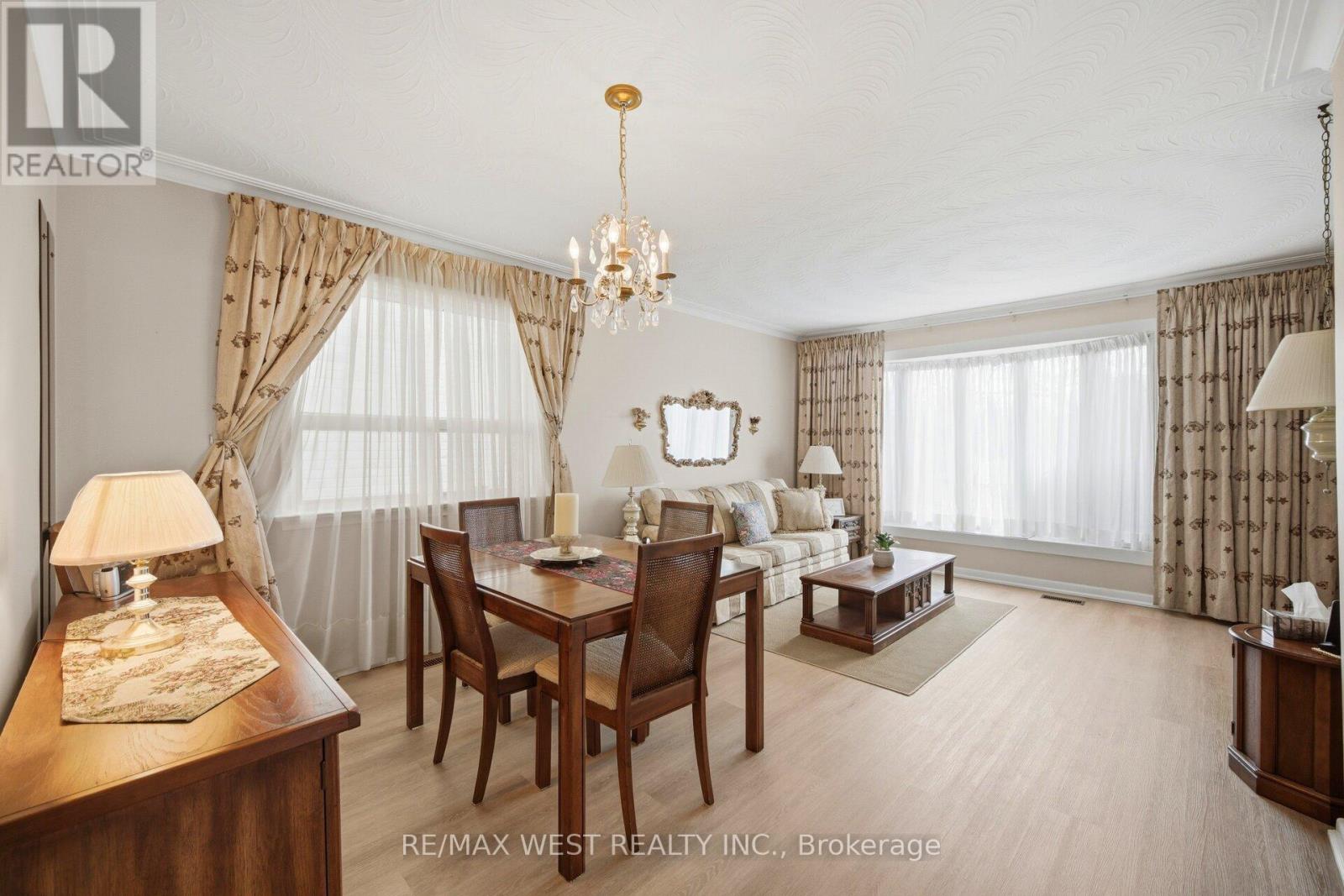 24 Beran Drive, Toronto, Ontario  M1G 1G1 - Photo 10 - E12997912