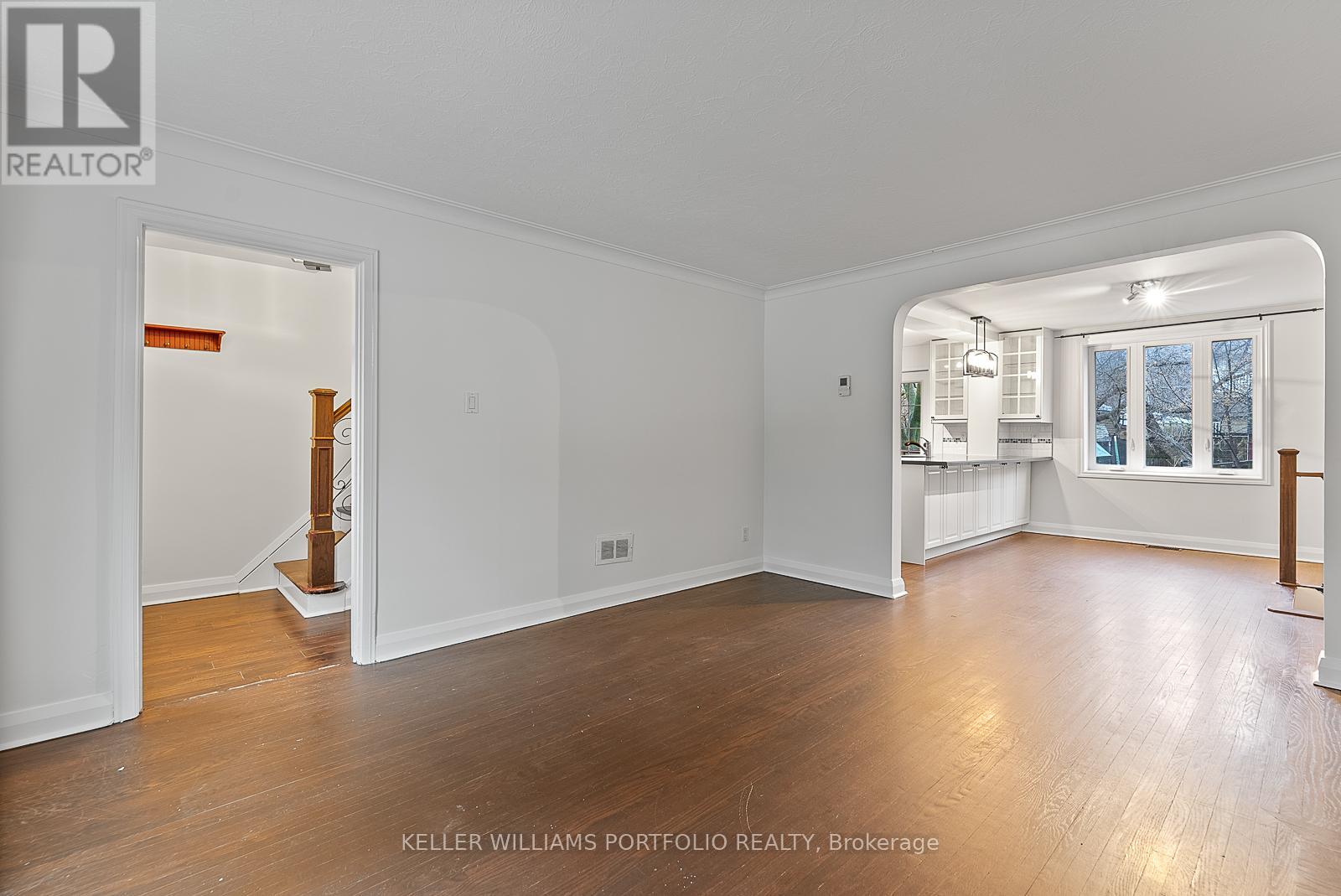 40 Scarboro Crescent, Toronto, Ontario  M1M 2J4 - Photo 11 - E12997966