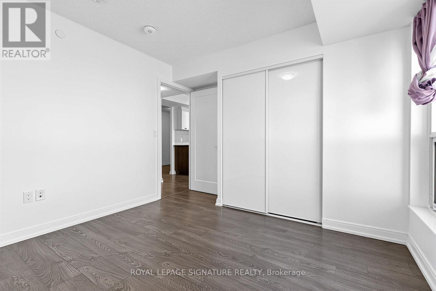 1320 - 275 Village Green Square, Toronto, Ontario  M1S 0L8 - Photo 11 - E12998034