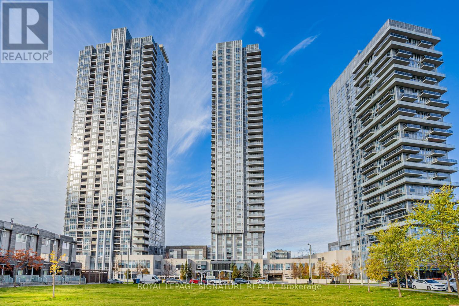 1320 - 275 Village Green Square, Toronto, Ontario  M1S 0L8 - Photo 15 - E12998034