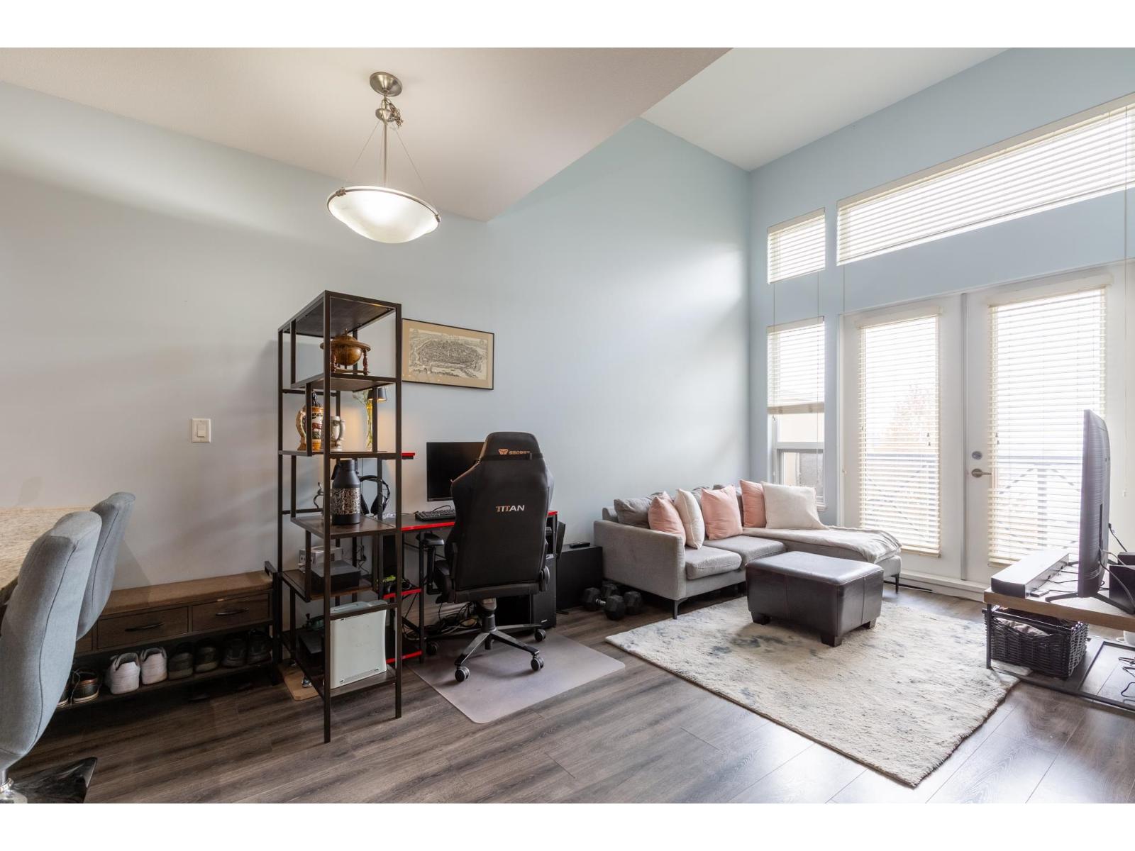 404 2970 King George Boulevard, Surrey, British Columbia  V4P 0E6 - Photo 14 - R3110377