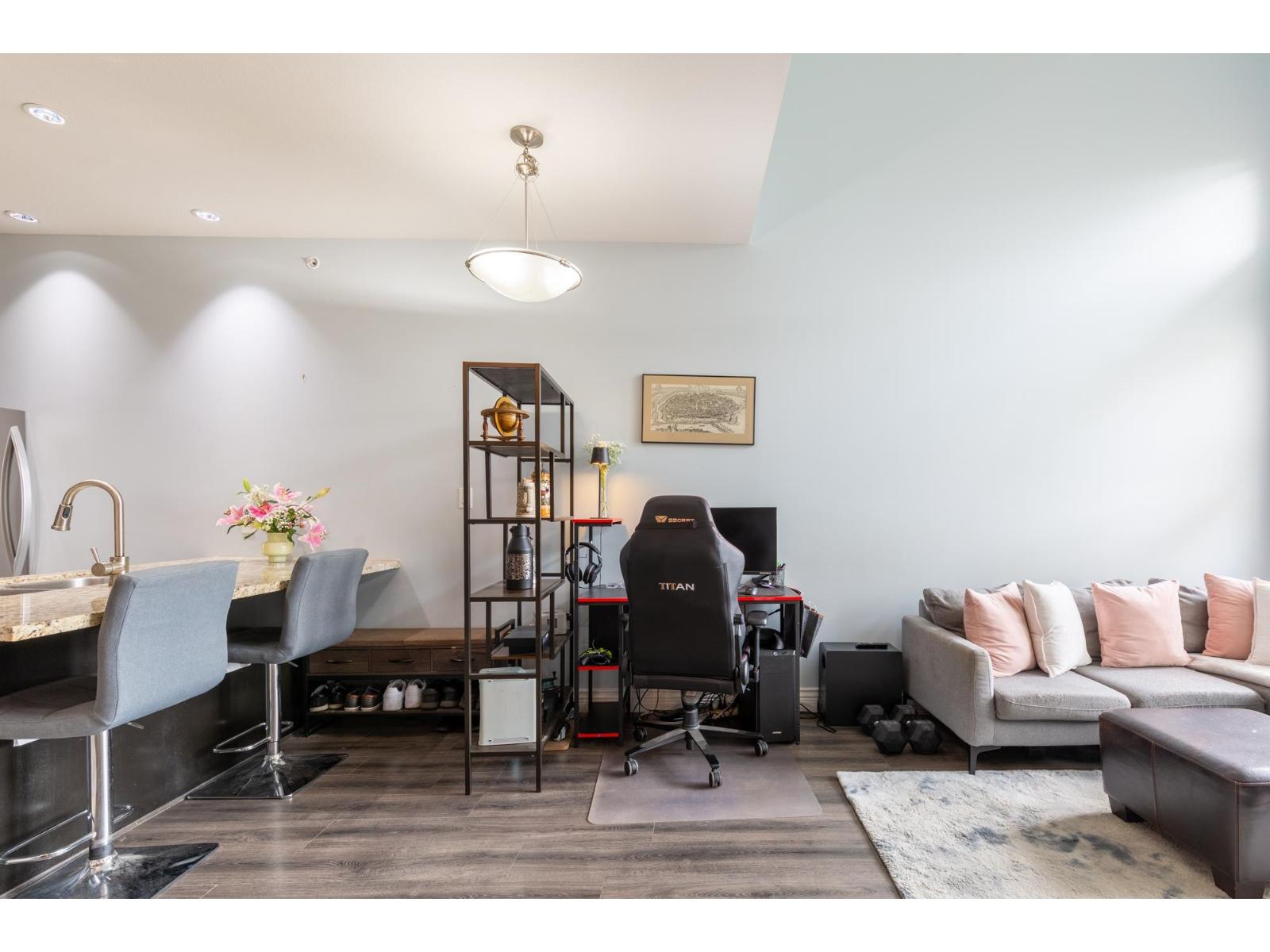 404 2970 King George Boulevard, Surrey, British Columbia  V4P 0E6 - Photo 15 - R3110377