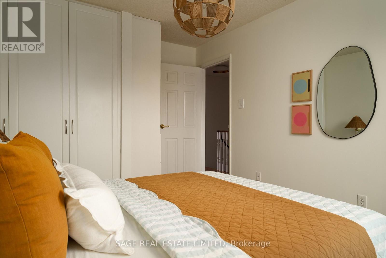 228 Yorkshire Drive, Newmarket, Ontario  L3Y 6J7 - Photo 24 - N12997870