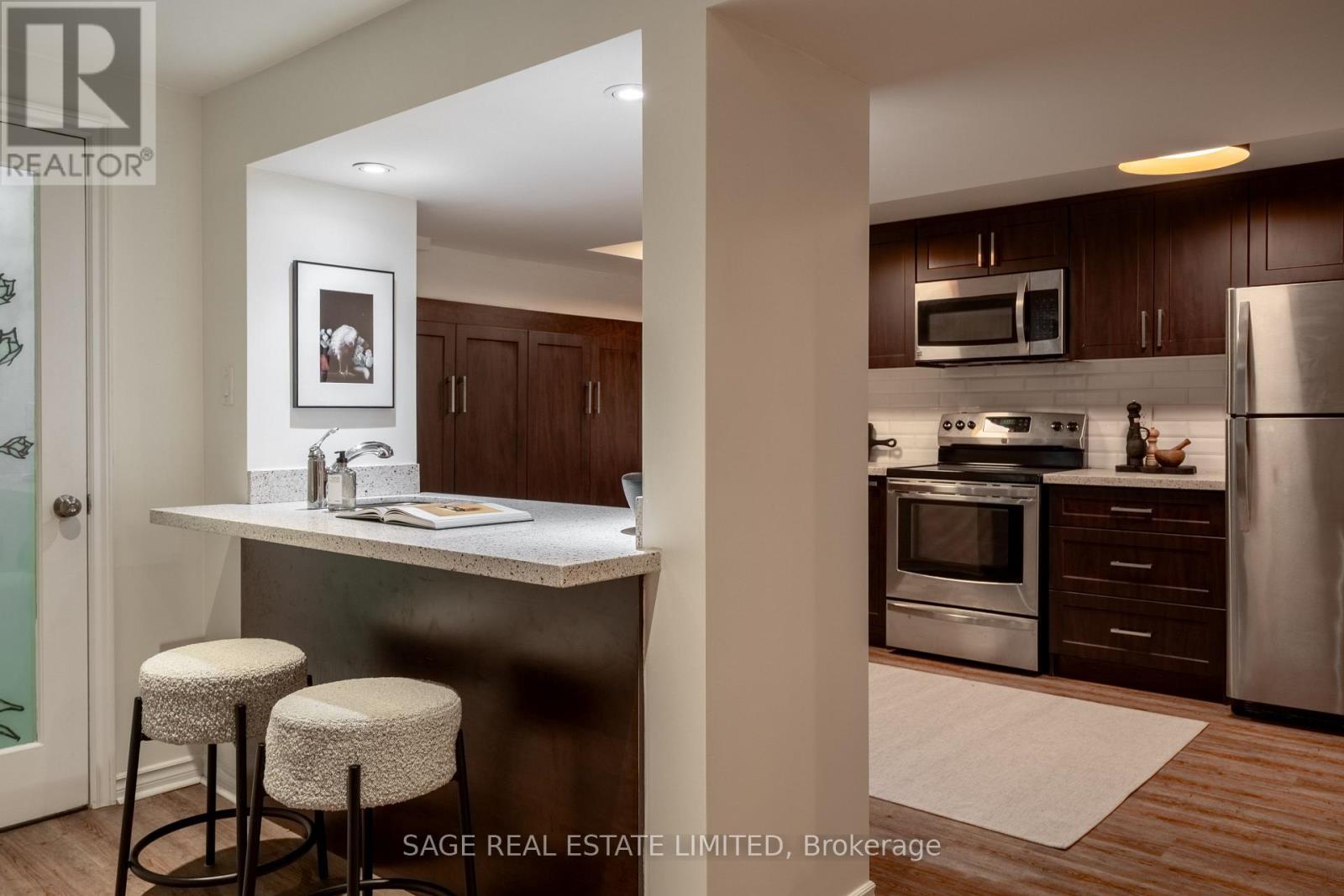 228 Yorkshire Drive, Newmarket, Ontario  L3Y 6J7 - Photo 31 - N12997870