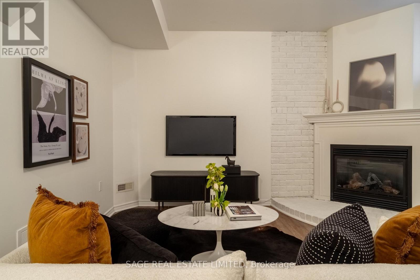 228 Yorkshire Drive, Newmarket, Ontario  L3Y 6J7 - Photo 36 - N12997870