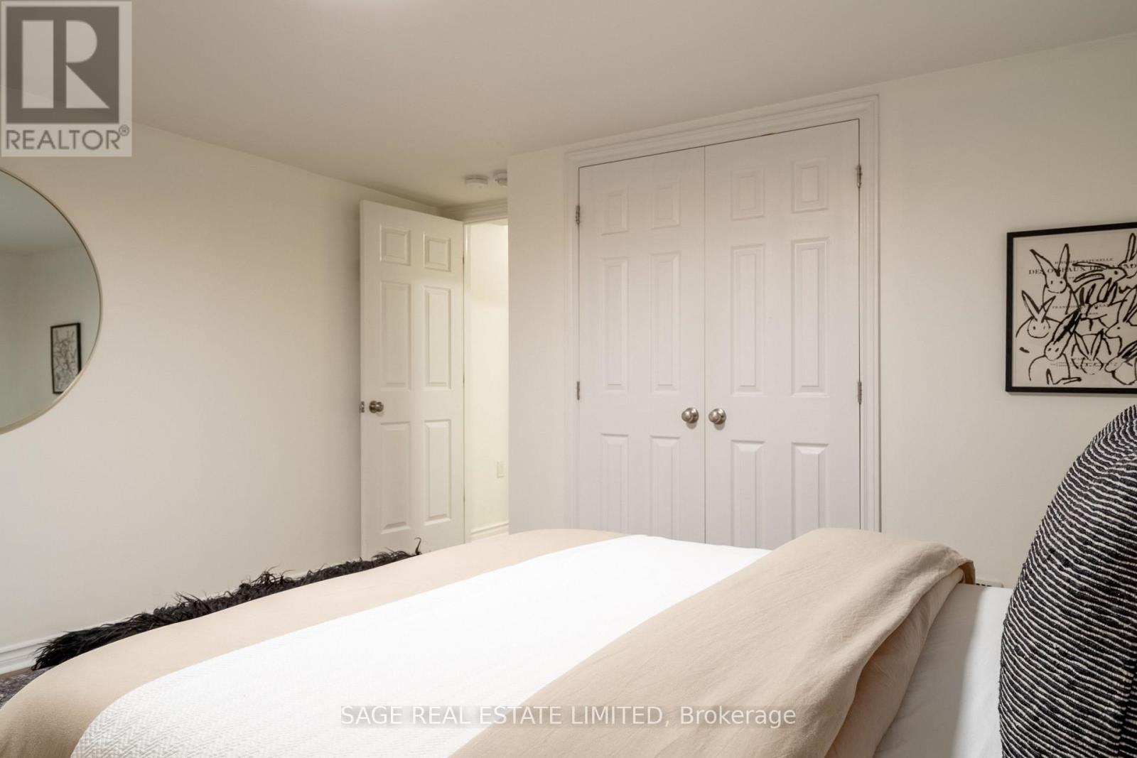 228 Yorkshire Drive, Newmarket, Ontario  L3Y 6J7 - Photo 39 - N12997870