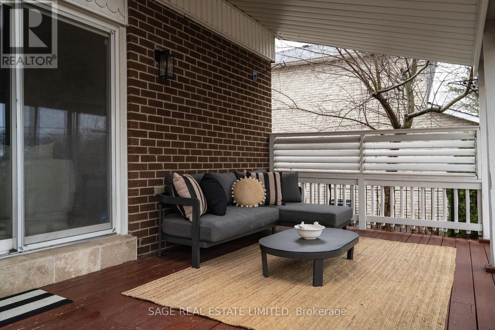 228 Yorkshire Drive, Newmarket, Ontario  L3Y 6J7 - Photo 41 - N12997870