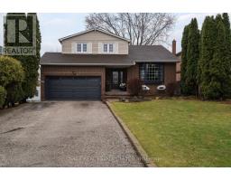 228 YORKSHIRE DRIVE, Newmarket, Ontario