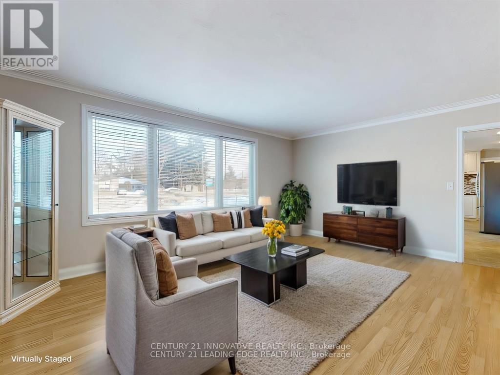 350 The Queensway S, Georgina, Ontario  L4P 2B9 - Photo 12 - N12997932