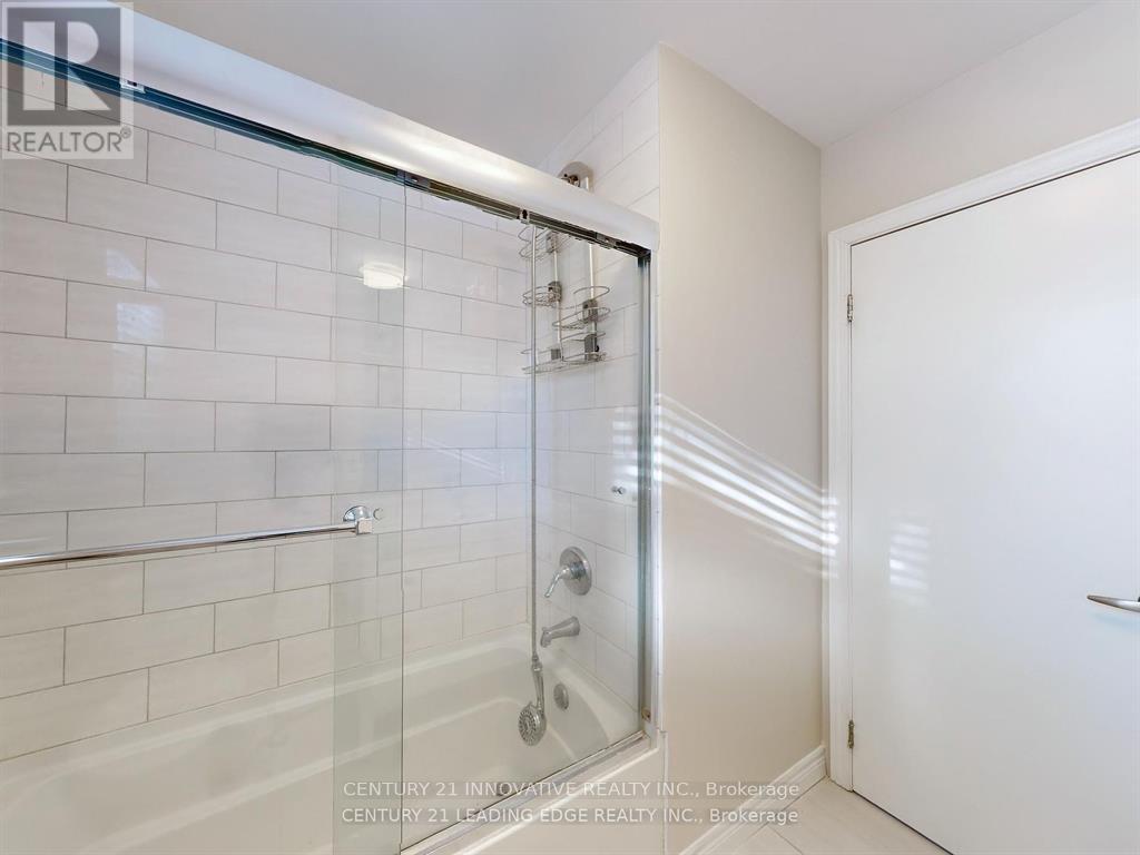 350 The Queensway S, Georgina, Ontario  L4P 2B9 - Photo 18 - N12997932