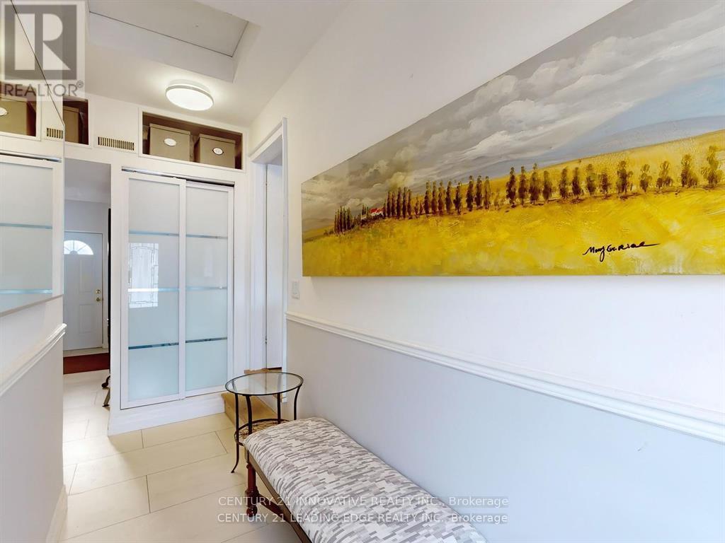 350 The Queensway S, Georgina, Ontario  L4P 2B9 - Photo 20 - N12997932