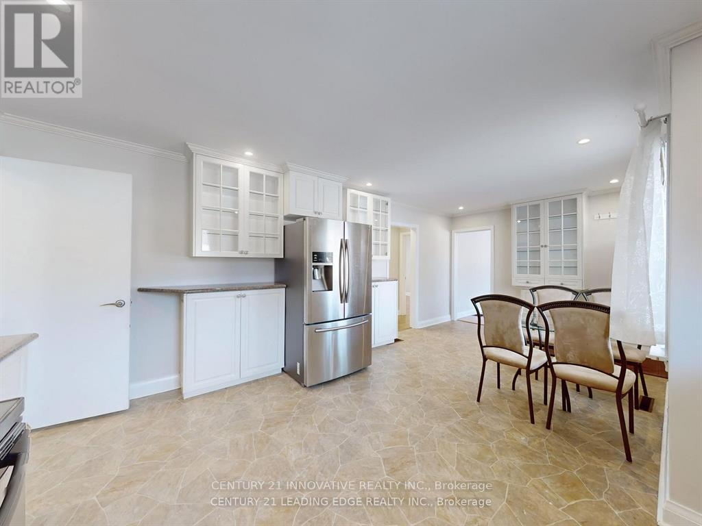 350 The Queensway S, Georgina, Ontario  L4P 2B9 - Photo 9 - N12997932