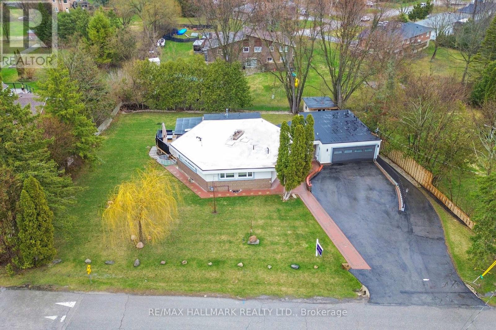 Main Floor - 115 Lynwood Crescent, King (Nobleton), Ontario  L0G 1N0 - Photo 44 - N12997940