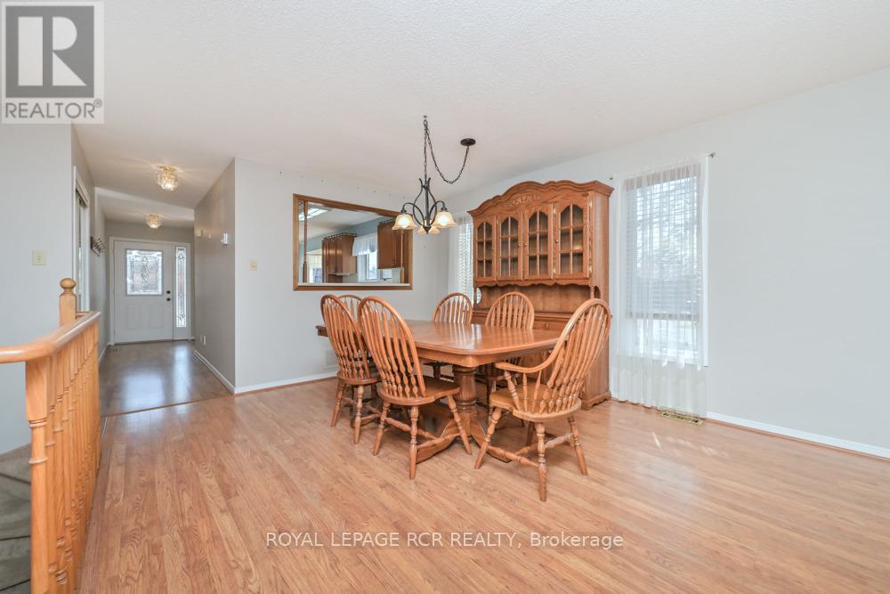 7 Glen Eden Way, New Tecumseth, Ontario  L9R 1R4 - Photo 9 - N12997944