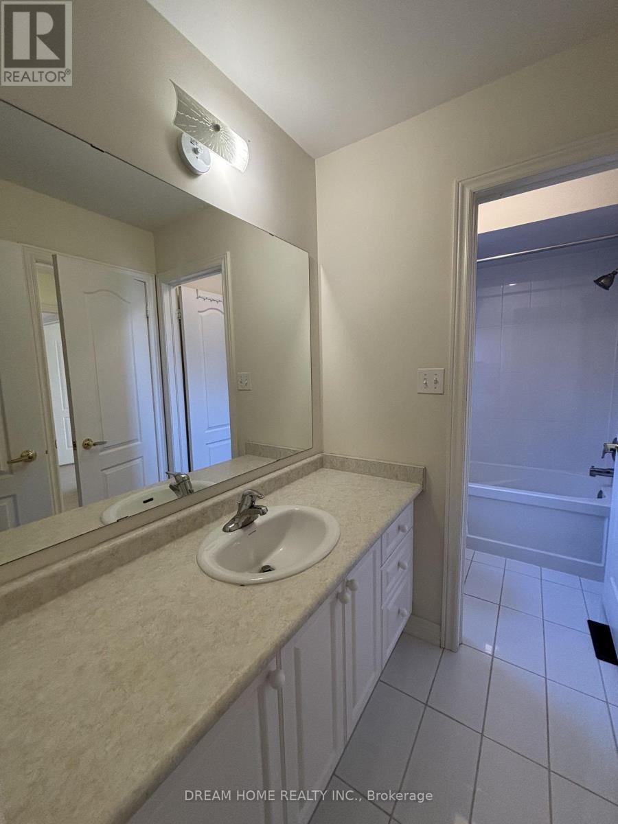 276 The Bridle Walk, Markham, Ontario  L6C 0V7 - Photo 21 - N12998024