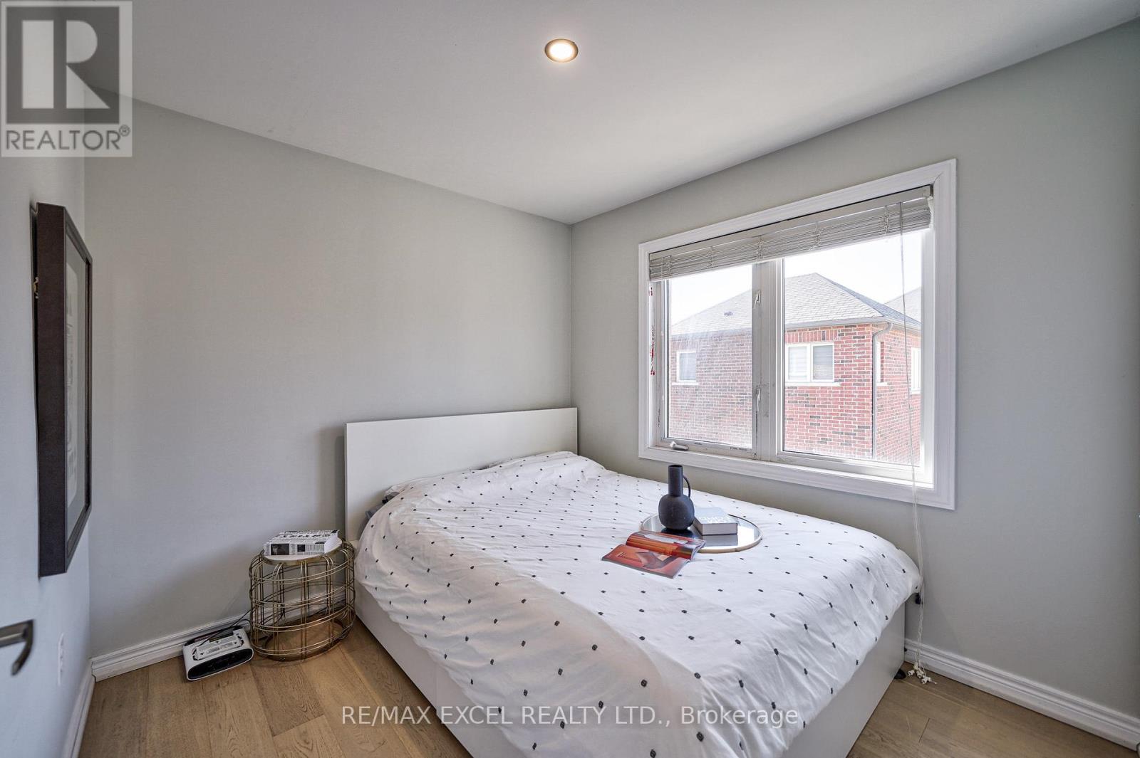 Coach - 5 Bloom Street, Markham, Ontario  L6B 0Z7 - Photo 9 - N12998076