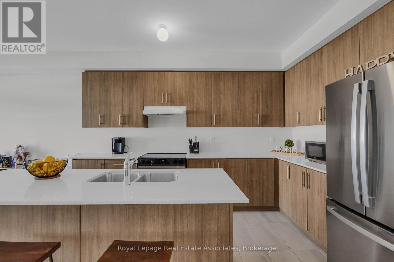 1386 Davis Loop, Innisfil (Lefroy), Ontario  L0L 1W0 - Photo 14 - N12998082