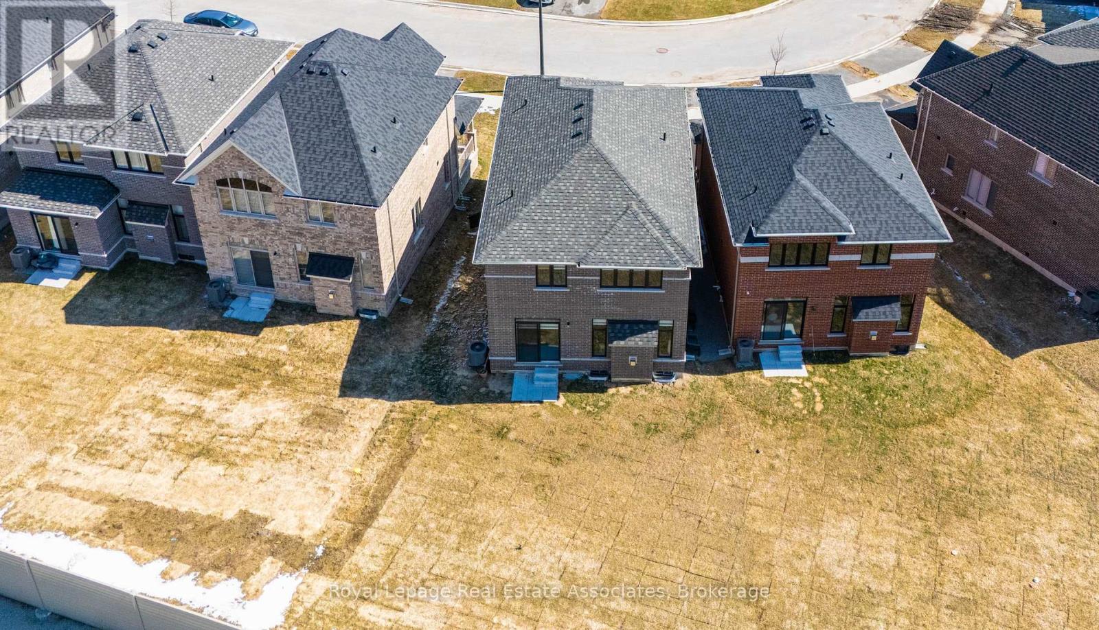 1386 Davis Loop, Innisfil (Lefroy), Ontario  L0L 1W0 - Photo 40 - N12998082