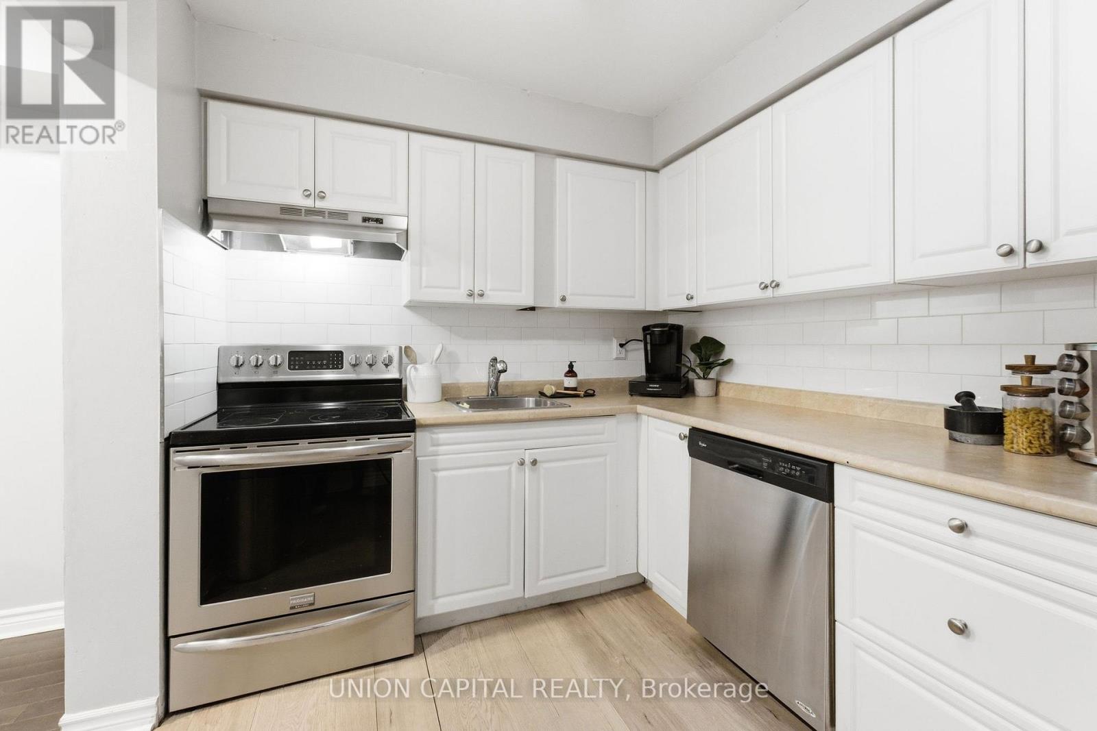 317 Milestone Crescent, Aurora, Ontario  L4G 3M2 - Photo 12 - N12998084