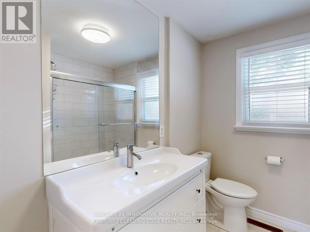 Main - 350 The Queensway S, Georgina, Ontario  L4P 2B9 - Photo 15 - N12998104