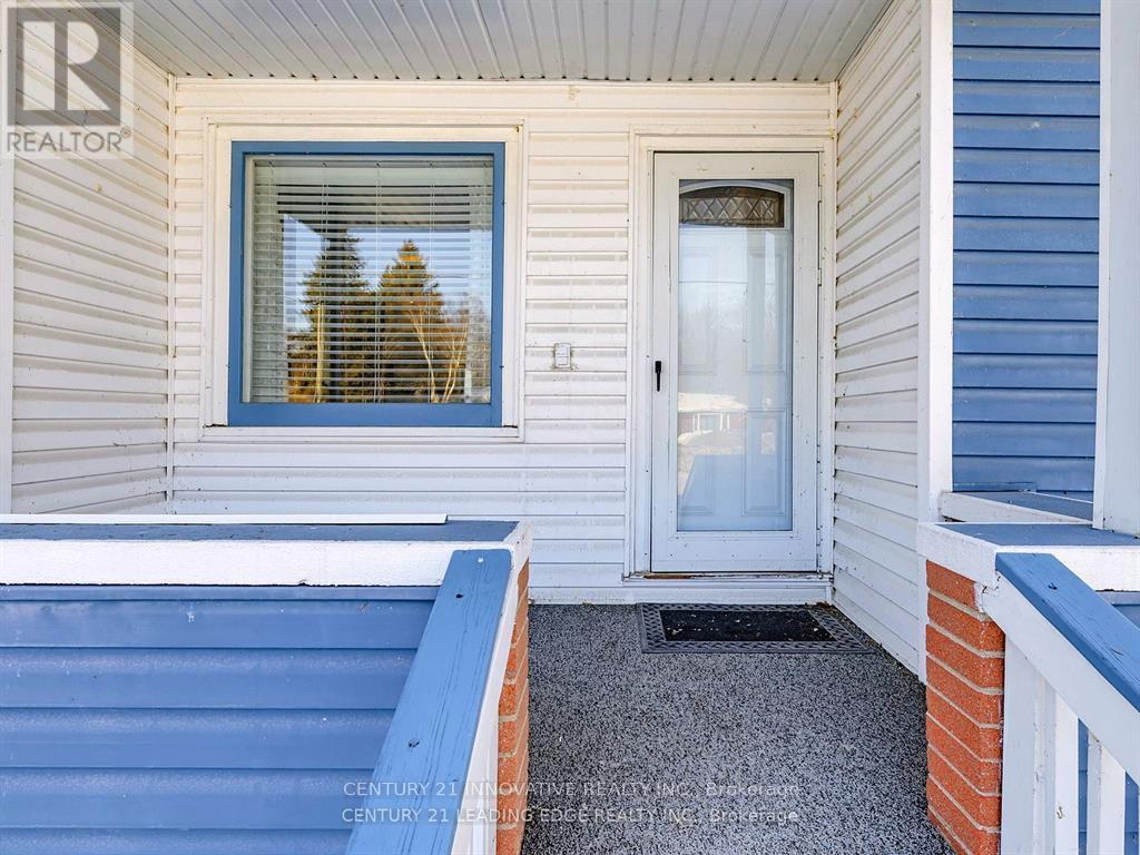 Main - 350 The Queensway S, Georgina, Ontario  L4P 2B9 - Photo 3 - N12998104