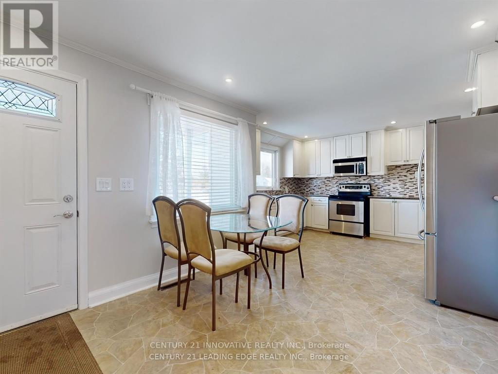 Main - 350 The Queensway S, Georgina, Ontario  L4P 2B9 - Photo 5 - N12998104