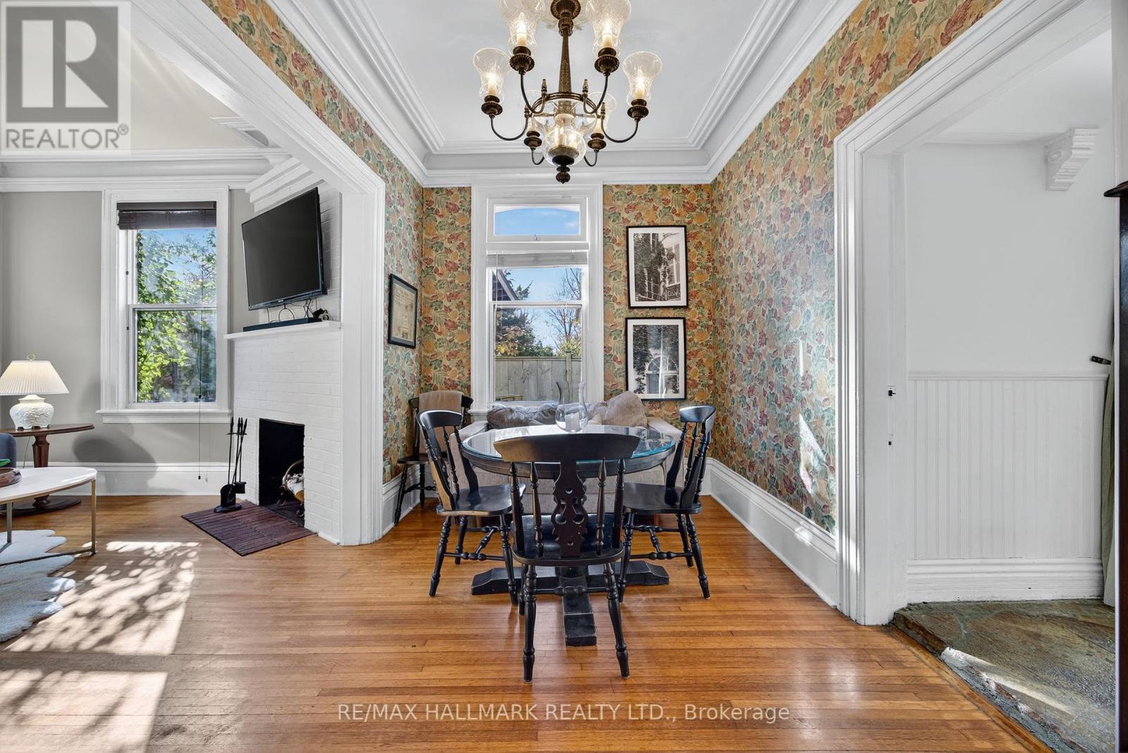 84 Wellington Street E, Barrie (Wellington), Ontario  L4M 3K9 - Photo 6 - S12997994