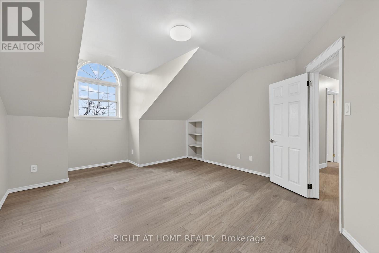 6435 12/13 Stayner Side Road, Clearview, Ontario  L0M 1N0 - Photo 25 - S12998080