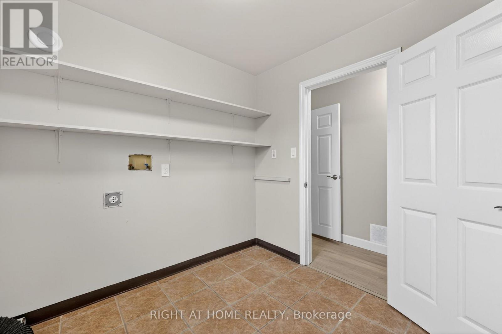 6435 12/13 Stayner Side Road, Clearview, Ontario  L0M 1N0 - Photo 31 - S12998080