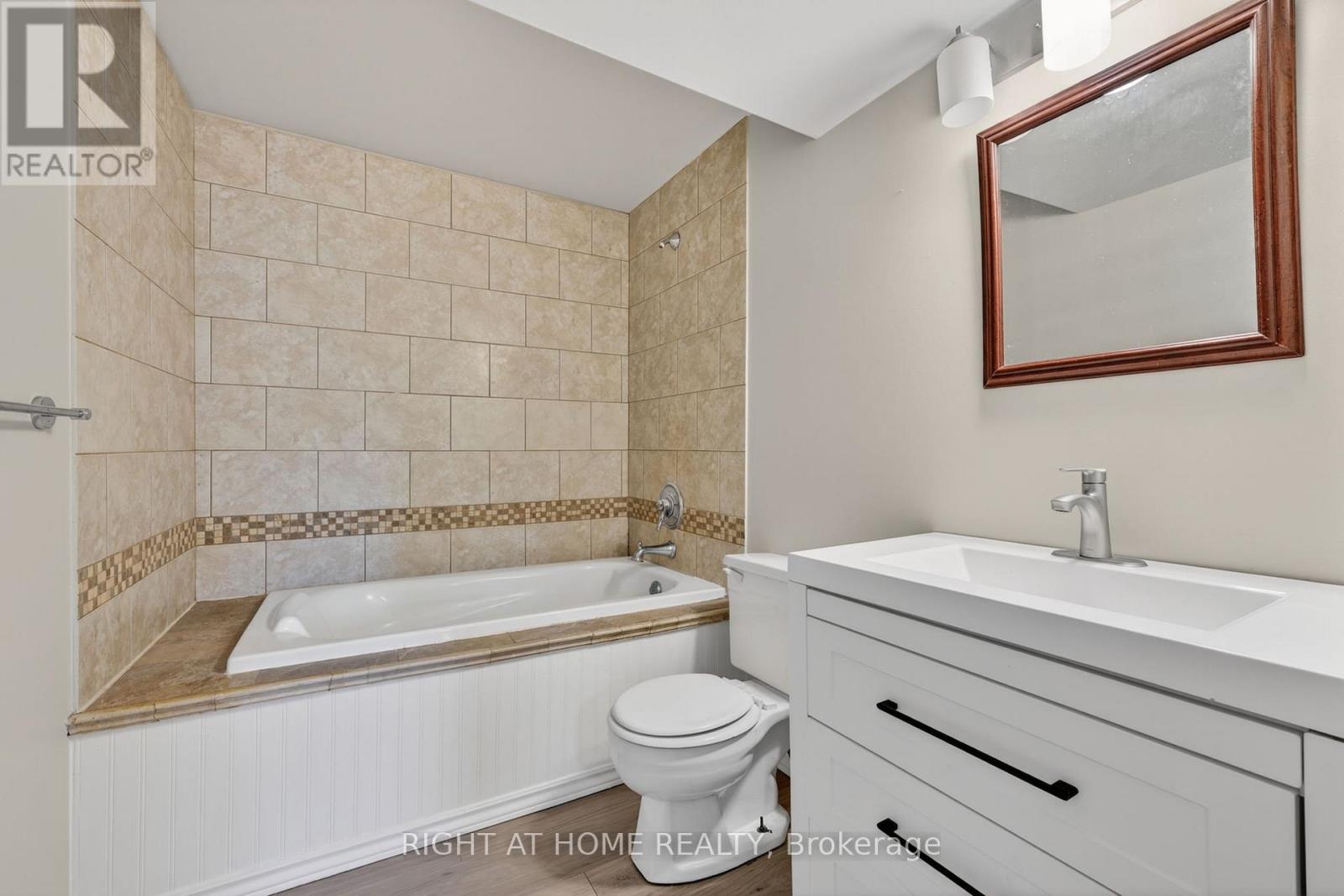 6435 12/13 Stayner Side Road, Clearview, Ontario  L0M 1N0 - Photo 39 - S12998080