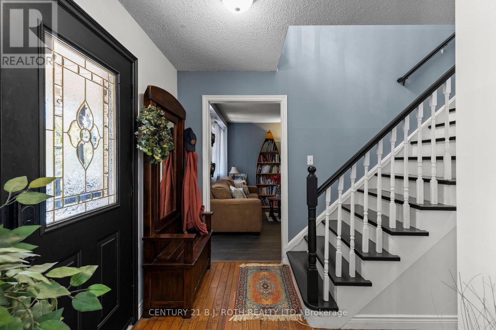 53 Slalom Drive, Oro-Medonte (Moonstone), Ontario  L0K 1N0 - Photo 5 - S12998094