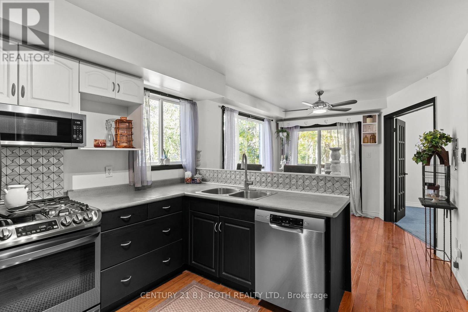 53 Slalom Drive, Oro-Medonte (Moonstone), Ontario  L0K 1N0 - Photo 8 - S12998094