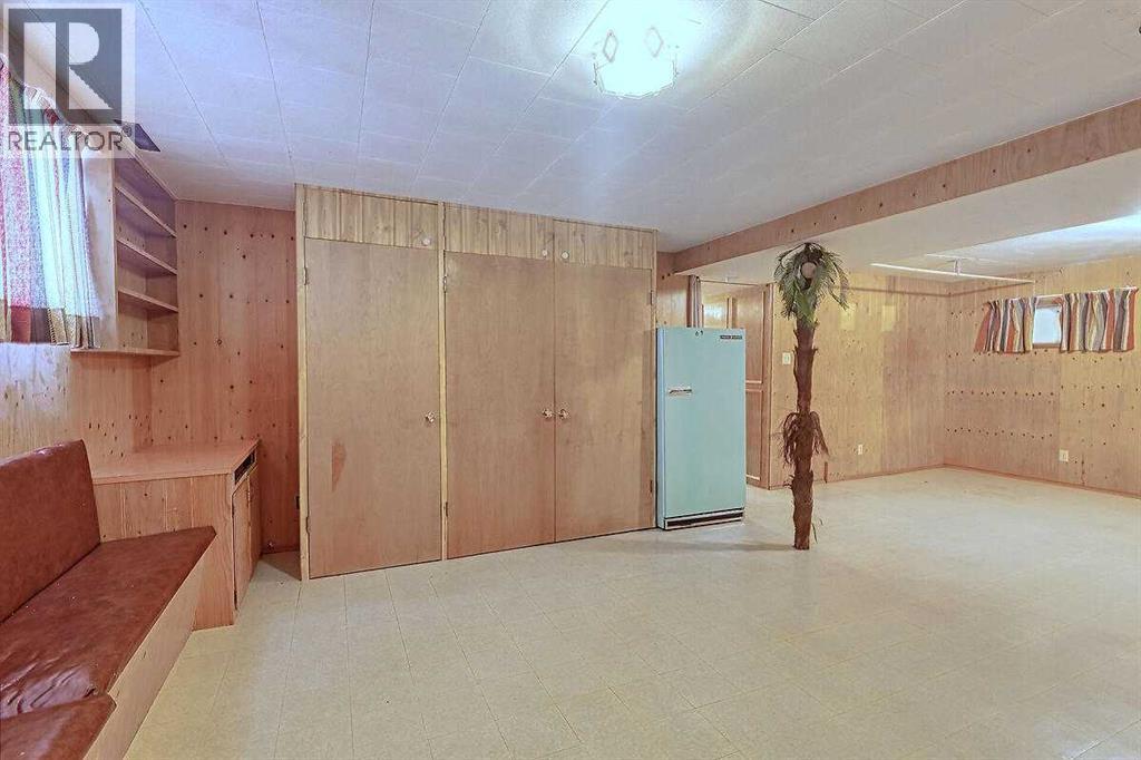 444 Woodland Crescent SE, Calgary, Alberta  T2J 1J9 - Photo 27 - A2293176