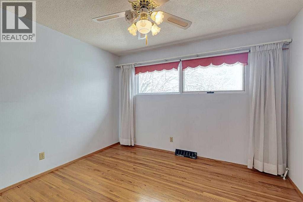 444 Woodland Crescent SE, Calgary, Alberta  T2J 1J9 - Photo 20 - A2293176