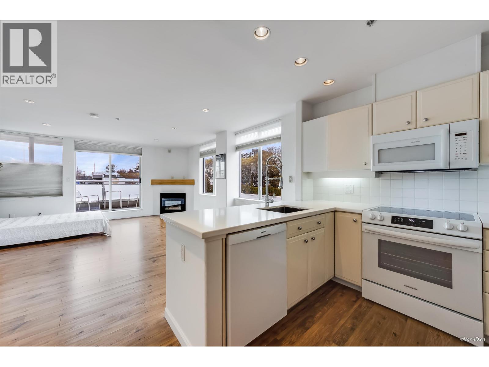 206 1978 Vine Street, Vancouver, British Columbia  V6K 4S1 - Photo 12 - R3110662