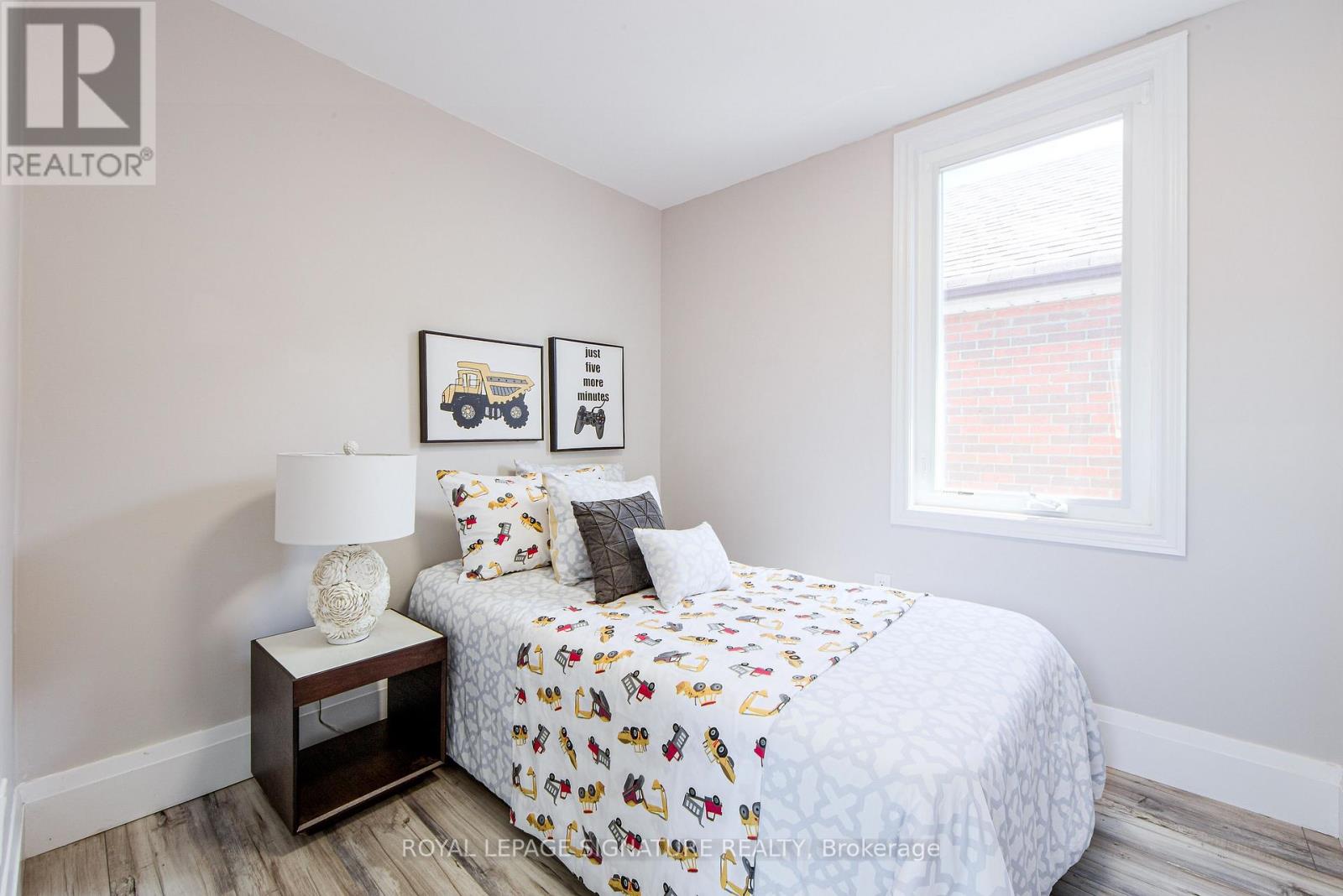 19 Schell Avenue, Toronto, Ontario  M6E 2S7 - Photo 21 - W12997840