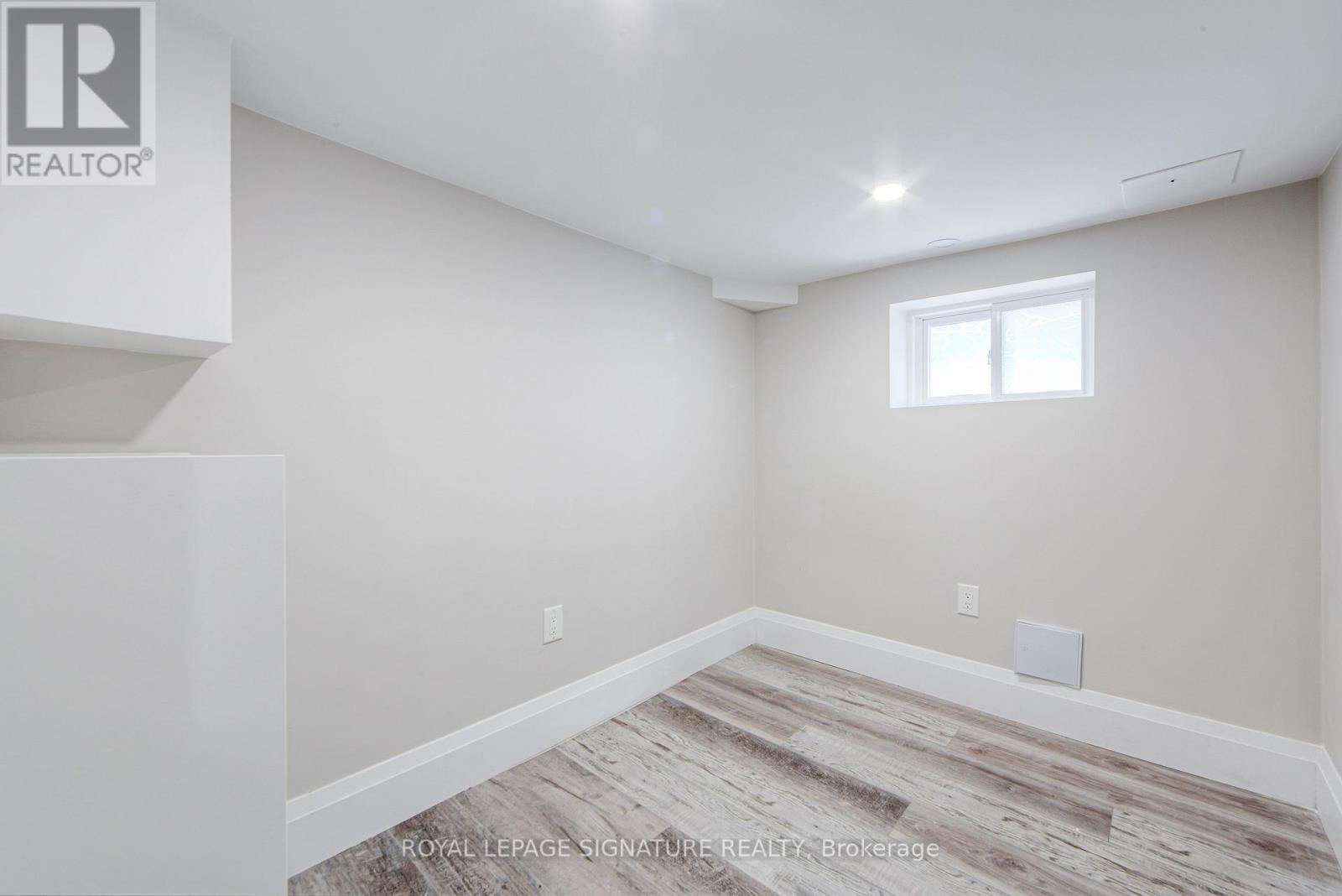 19 Schell Avenue, Toronto, Ontario  M6E 2S7 - Photo 26 - W12997840