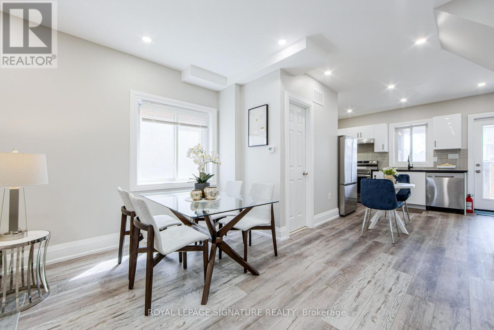 19 Schell Avenue, Toronto, Ontario  M6E 2S7 - Photo 7 - W12997840