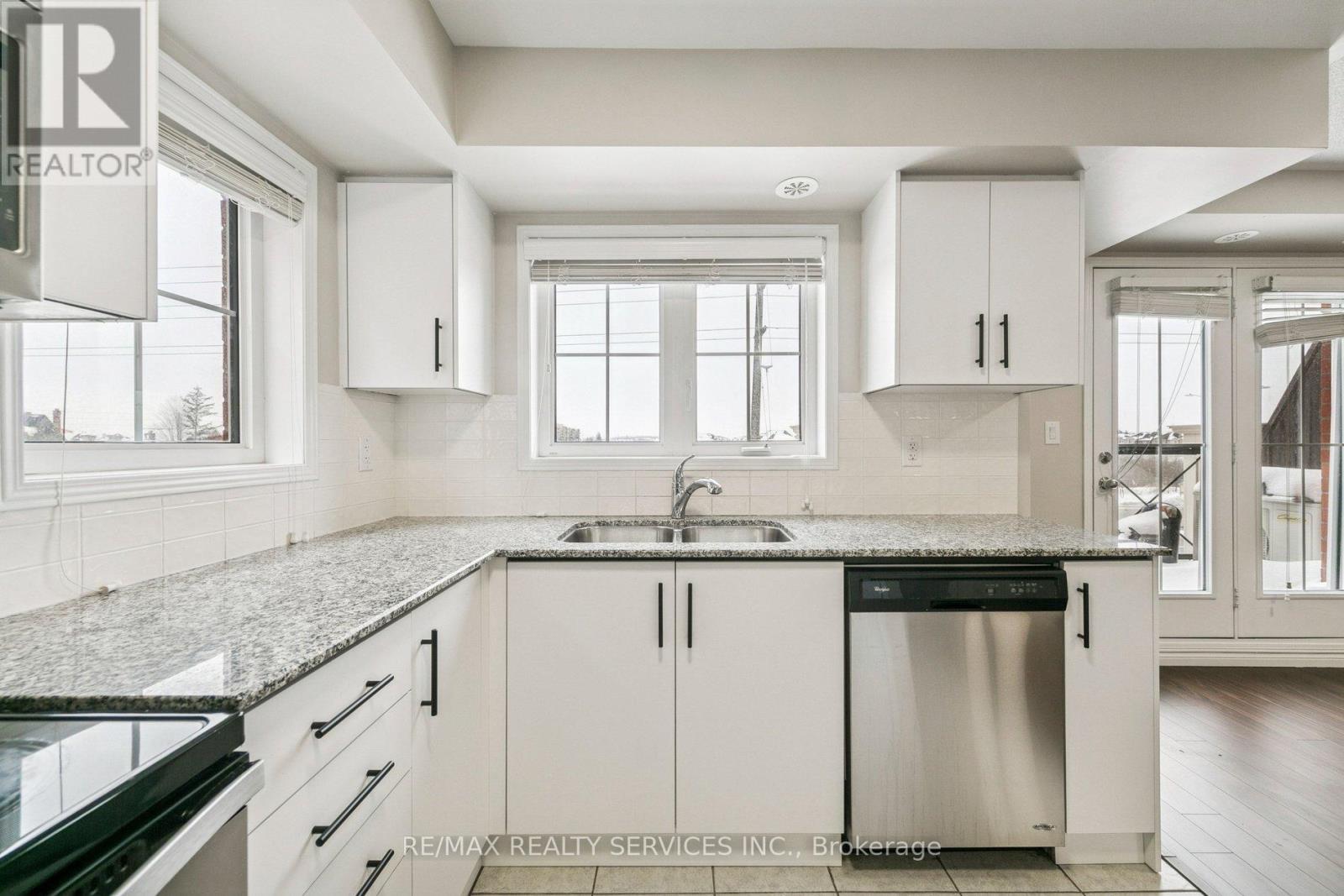 22 - 2504 Post Road, Oakville, Ontario  L6H 0G6 - Photo 7 - W12997852