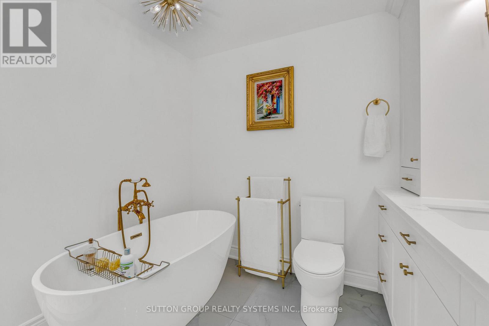 70 Resurrection Road, Toronto, Ontario  M9A 5H1 - Photo 29 - W12997866