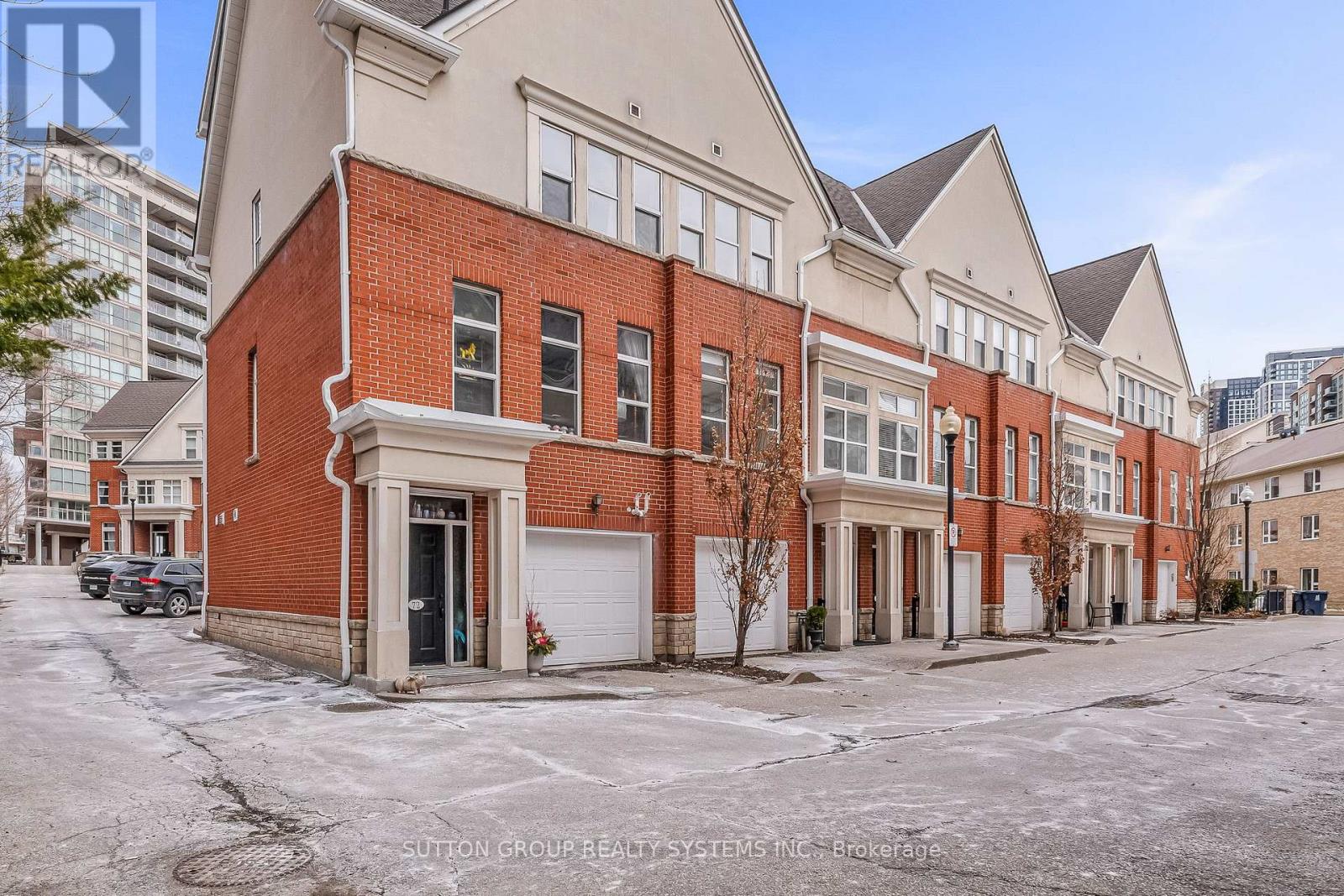 70 Resurrection Road, Toronto, Ontario  M9A 5H1 - Photo 41 - W12997866