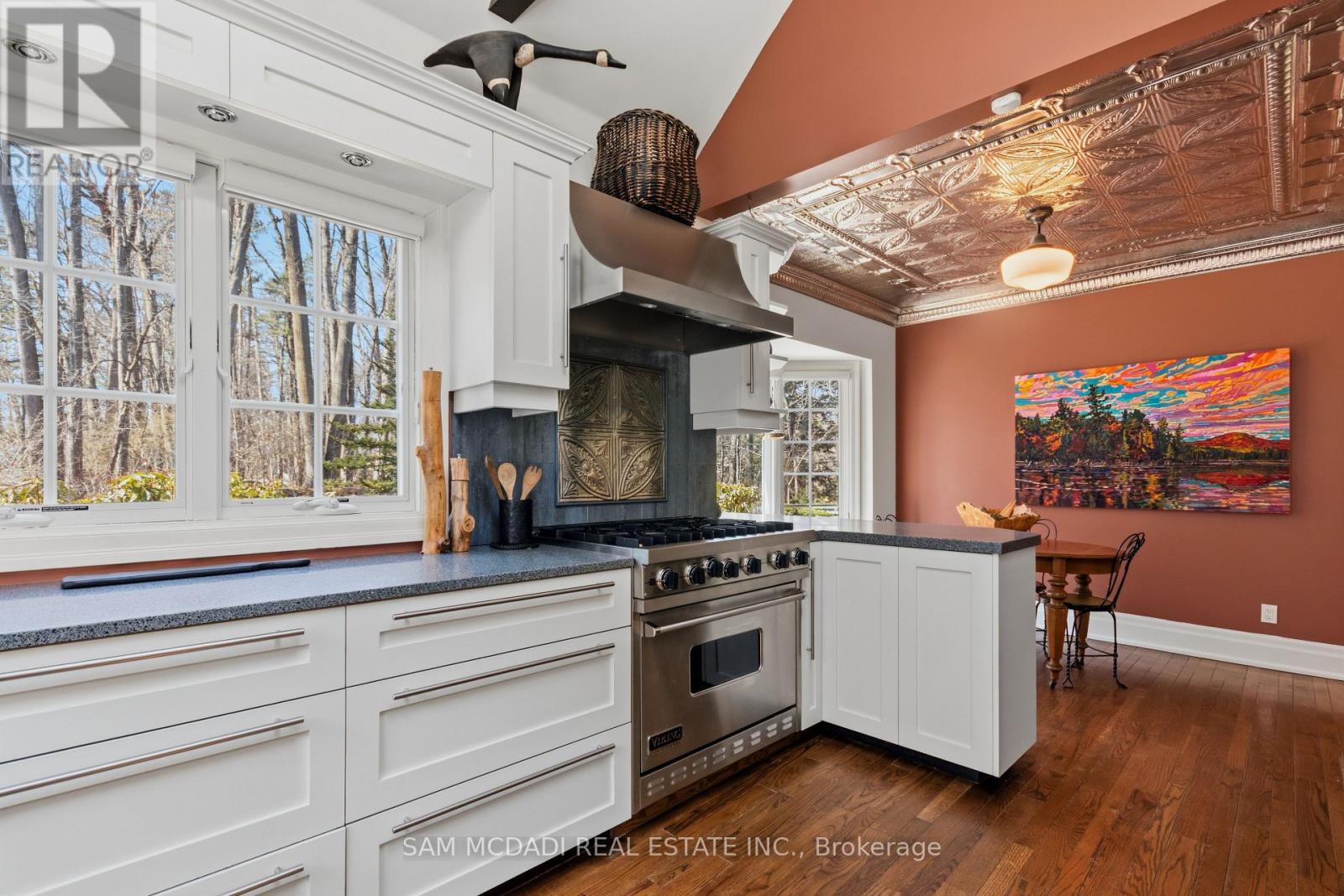 990 Roper Avenue, Mississauga, Ontario  L5H 1B7 - Photo 10 - W12997886