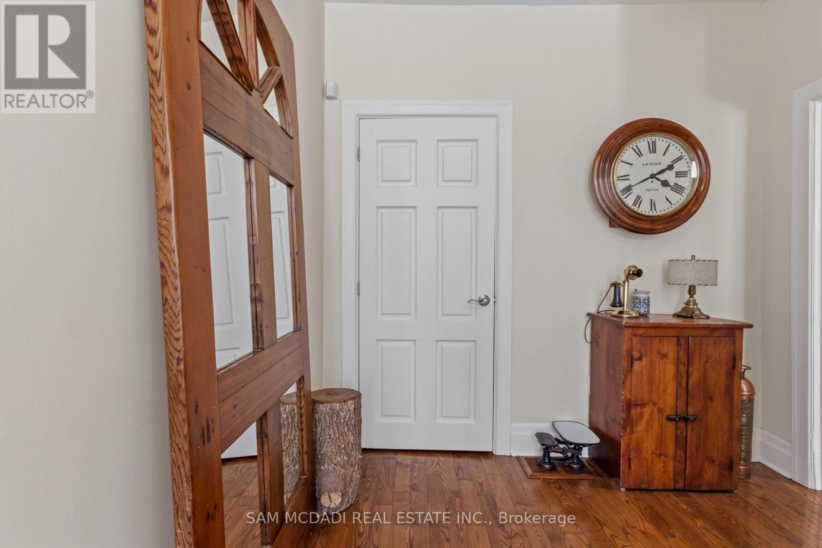 990 Roper Avenue, Mississauga, Ontario  L5H 1B7 - Photo 5 - W12997886