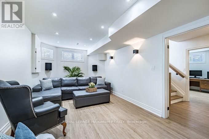 57 Royalton Drive, Caledon, Ontario  L7E 2G1 - Photo 13 - W12997898